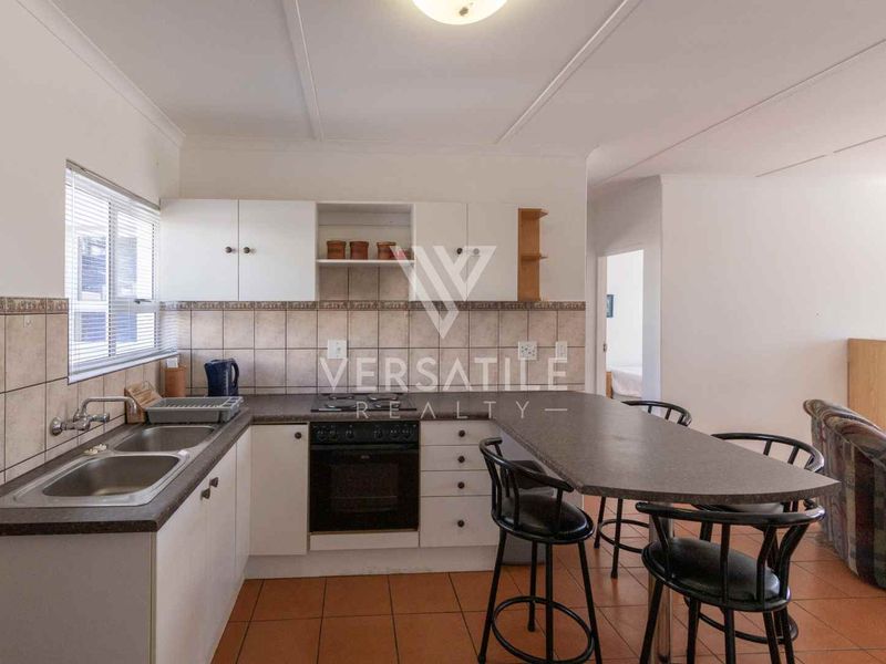 Townhouse For Sale - Photo 4