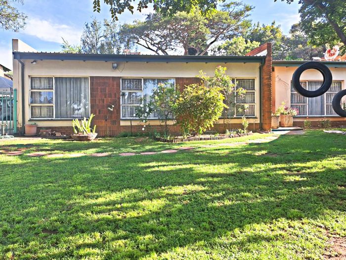Property #2370424, House Sold in Constantia Park