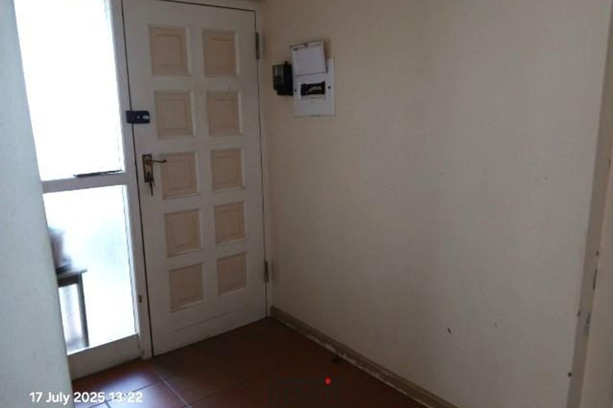 Renovator's dream in Hermes, Walvis Bay, for Sale - Photo 3