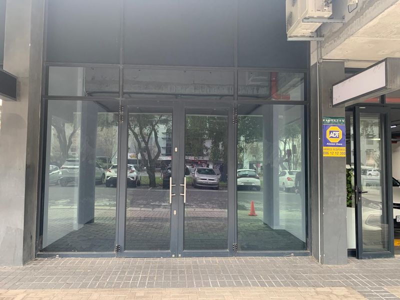 Prime Retail Space Available on Edward Road – Ready to Lease! - Photo 2