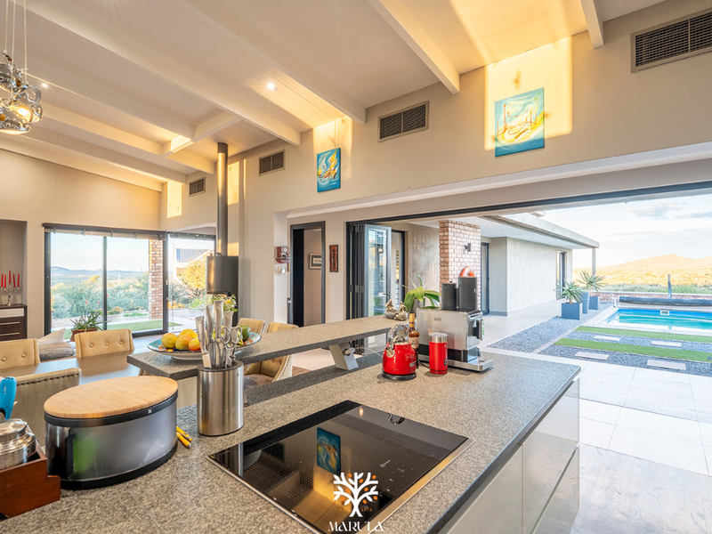 Luxurious Family Home For Sale | Finkenstein | N$10 500 000 - Photo 6