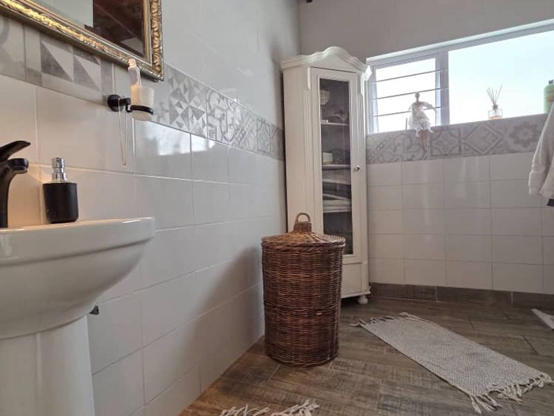 3 Bedroom Home For Sale in Vineta - Photo 7