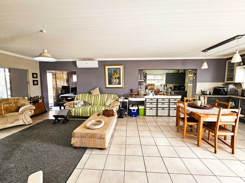 The perfect family home with modern finishes. - Photo 5