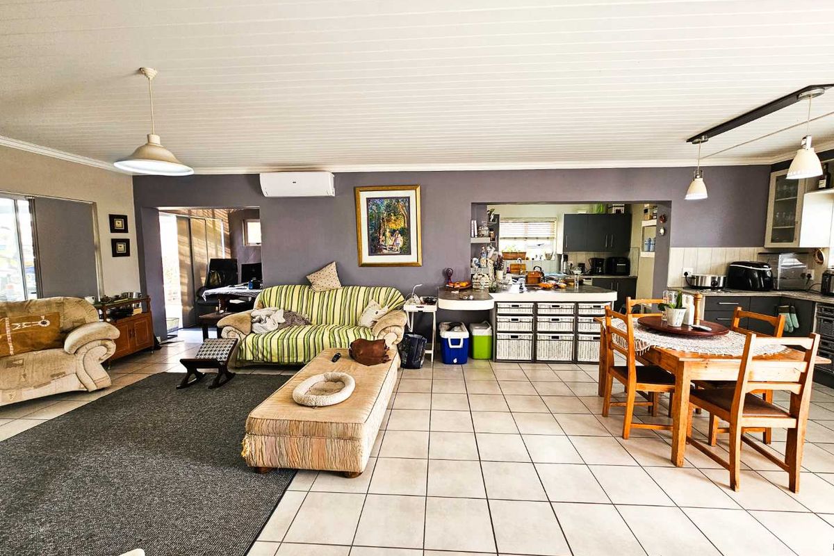 The perfect family home with modern finishes. - Photo 5
