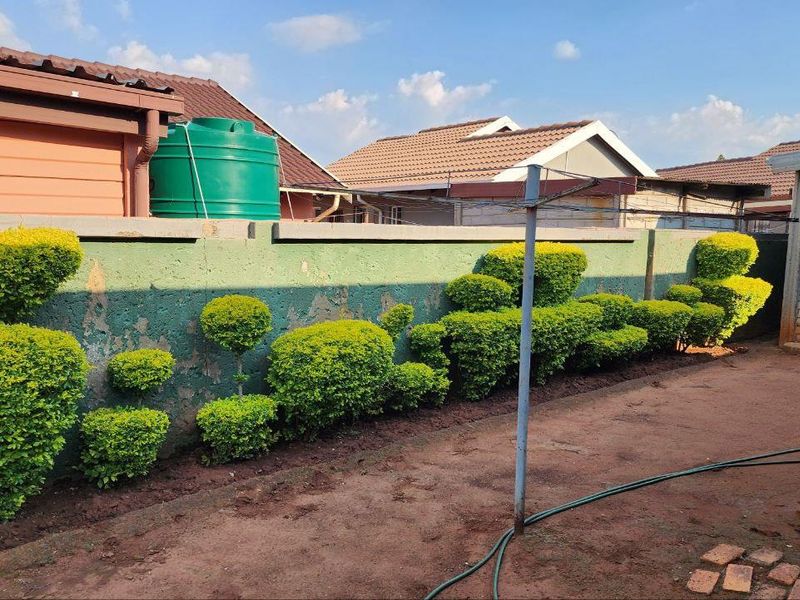 A beautiful 3 bedroom home ready for your Final touch - Photo 3