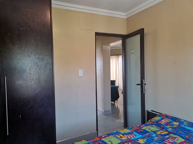 TOWNHOUSE | UPPER FLOOR LEVEL | ELDORADO GARDENS | KHOMASDAL - Photo 7