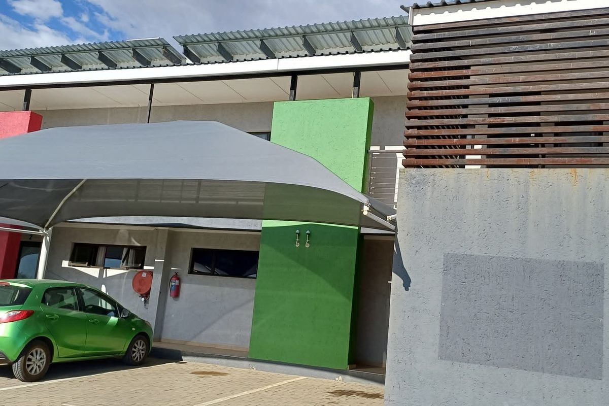 Only 12 units in the complex — peaceful, private and well-kept. - Photo 2