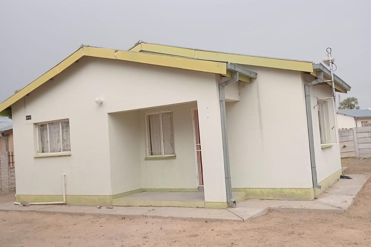 2 BEDROOM HOUSE FOR SALE - Photo 2