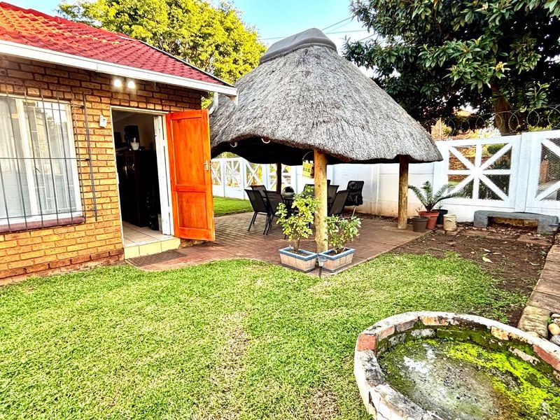 Ideal Starter Home: Space, Comfort & Opportunity Await. - Photo 5