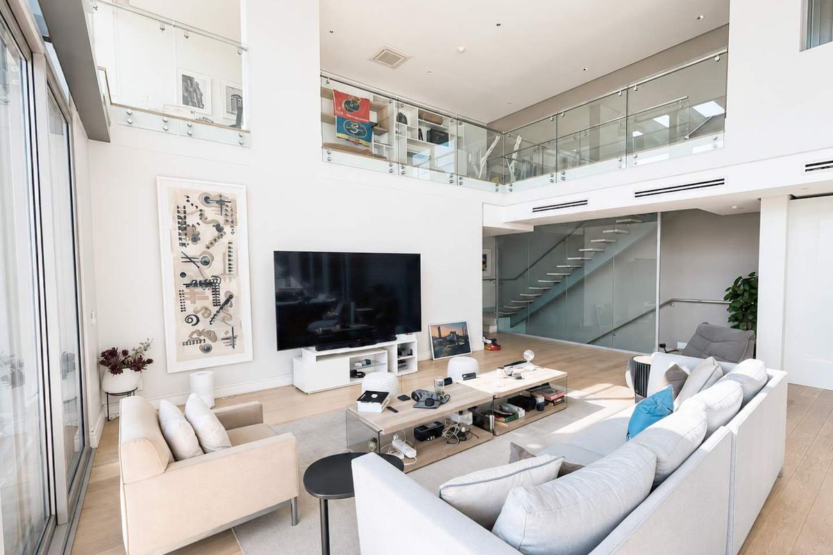 3 Bed Fully Furnished Penthouse for Rent in Sandown - Photo 5