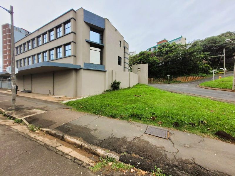 Huge potential awaits you -  Call Centre - Medical rooms, Architects offices, Accounting firms - Photo 2