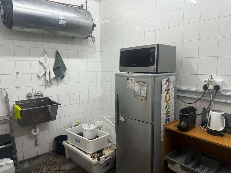 Commercial Retail Shop & Offices - TO LET in Swakopmund - Photo 8