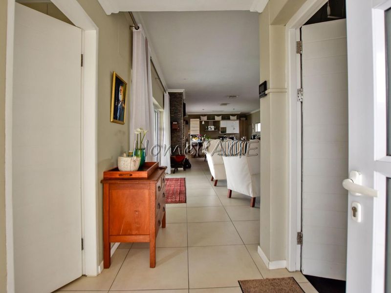 Dunes (Kramersdorf), Swakopmund:  Beautiful, Upmarket, Modern Home is for Sale - Photo 4