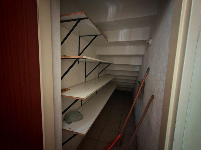 Full Title Duplex For Sale - Photo 8