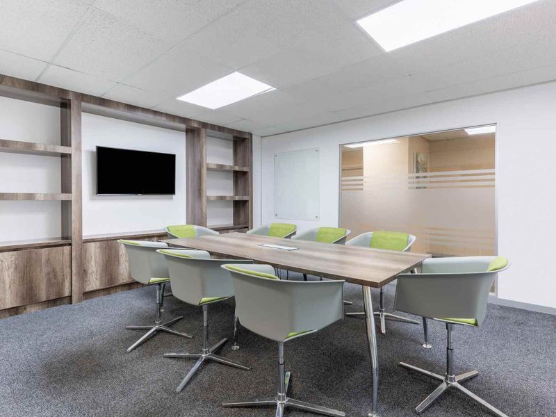 Book serviced office space for businesses of all sizes in Regus Paarl - Photo 6