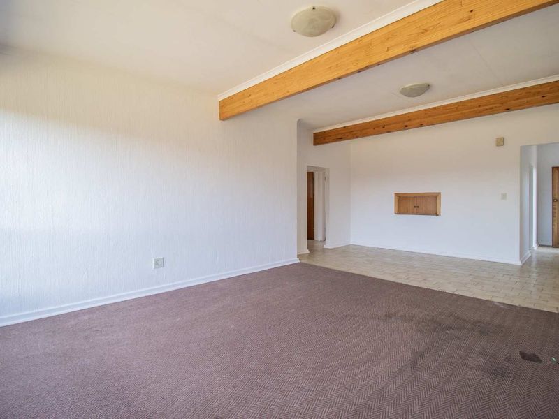 Apartment Building for Sale - Photo 6