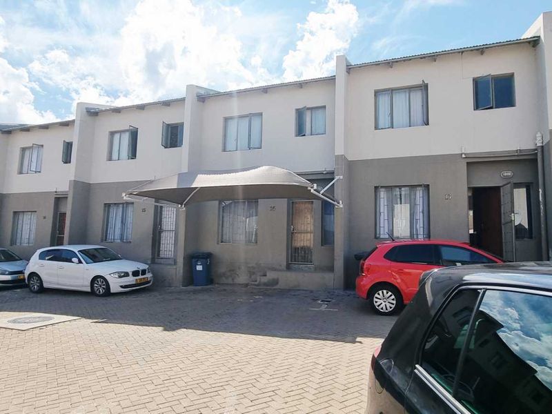 Khomasdal 2 bedroom townhouse - Photo 10