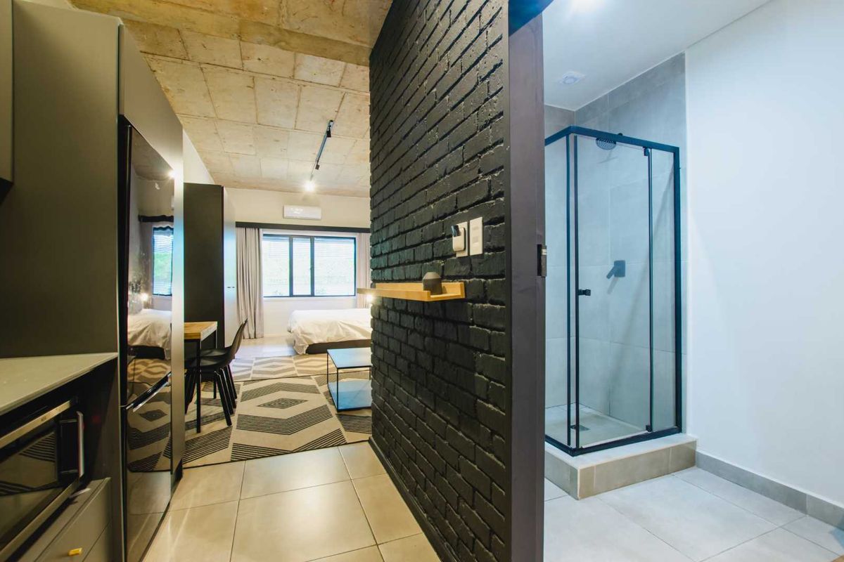Furnished Studio Apartment in Blackbrick – Sandton CBD - Photo 2