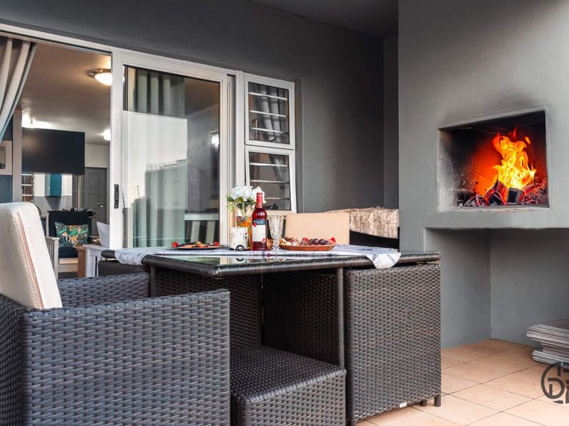 Stunning Fully furnished Ground Floor Apartment in Estoril Villas, Diaz Beach - Photo 2