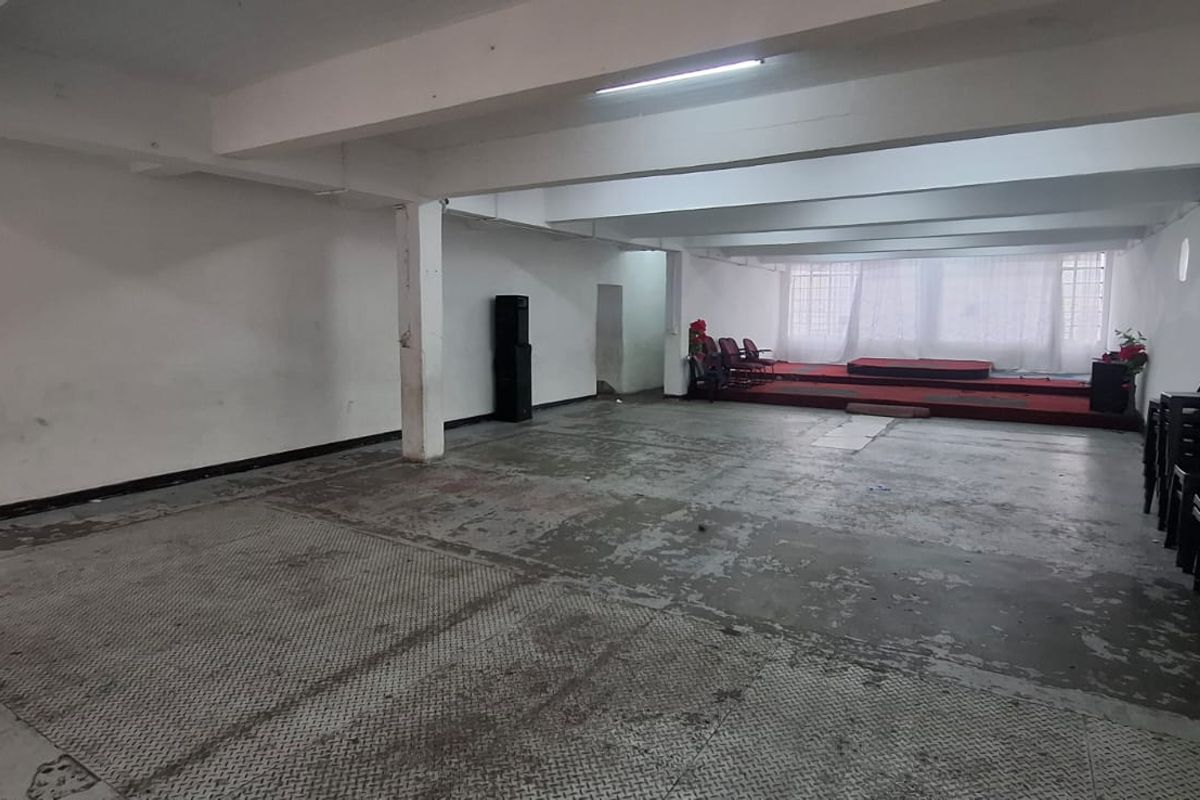 **Versatile Commercial Spaces Available for Workshops, Churches, Colleges, Creches** - Photo 4