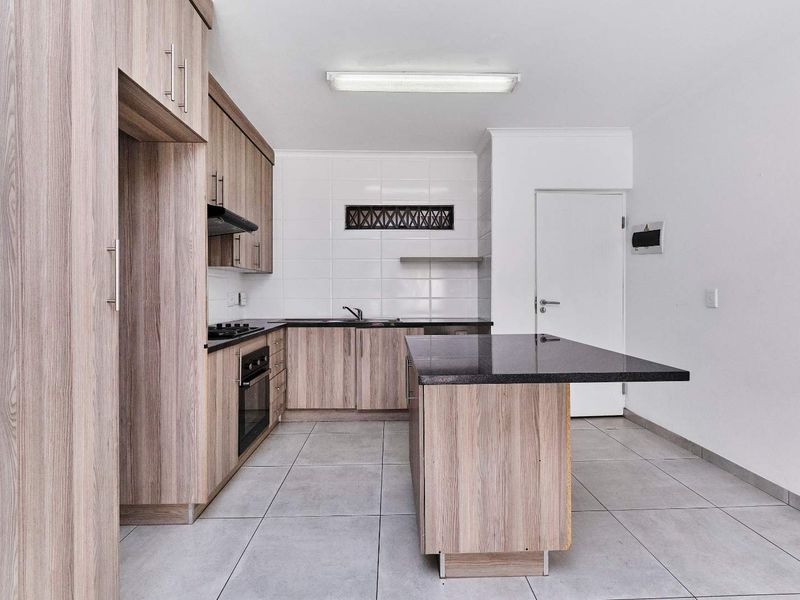 Modern Urban Living - Photo 5