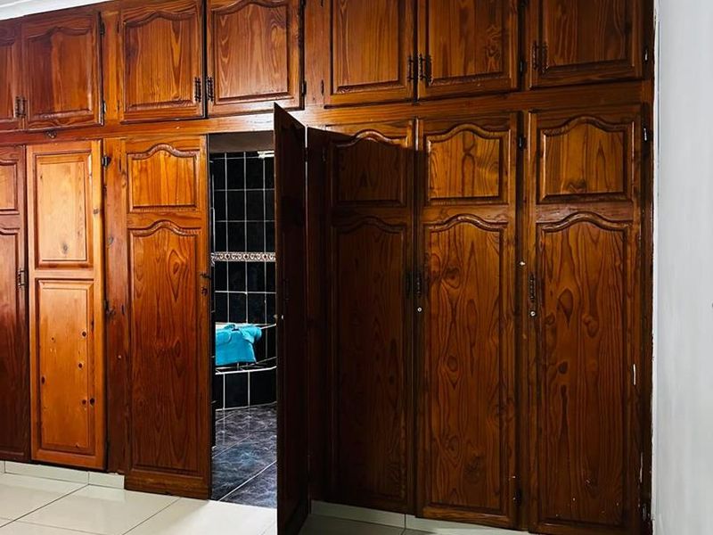 Your Esikhawini Gem Awaits — Space, Style & Easy Living! - Photo 7
