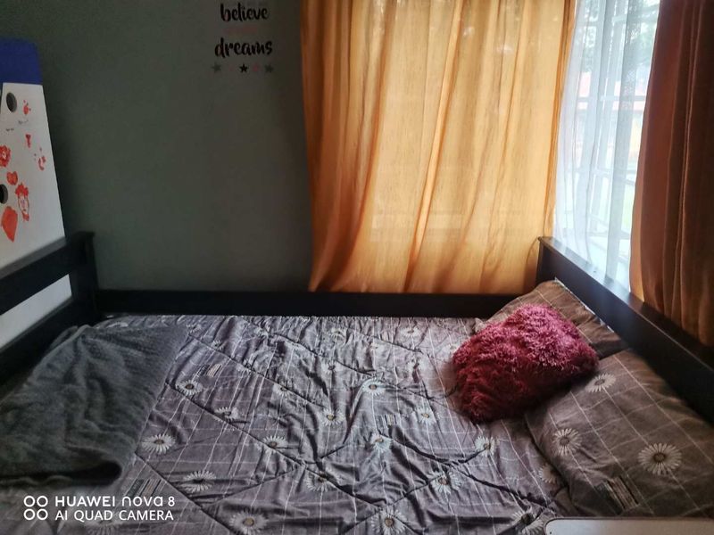 "Perfect Blend of Comfort & Style: Jo'burg Apartment!" - Photo 9