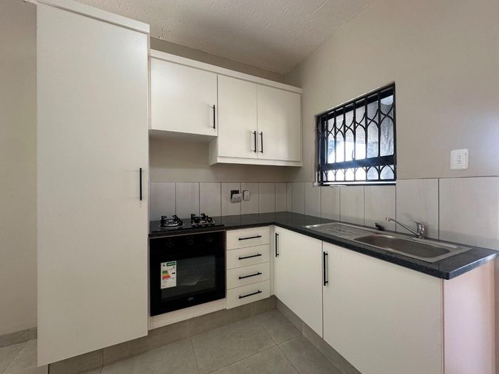 Property #2485669, Apartment Rental Monthly in Kinross