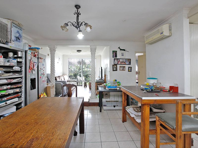 DELIGHTFUL, CHARMING AND RELAXED - Photo 7