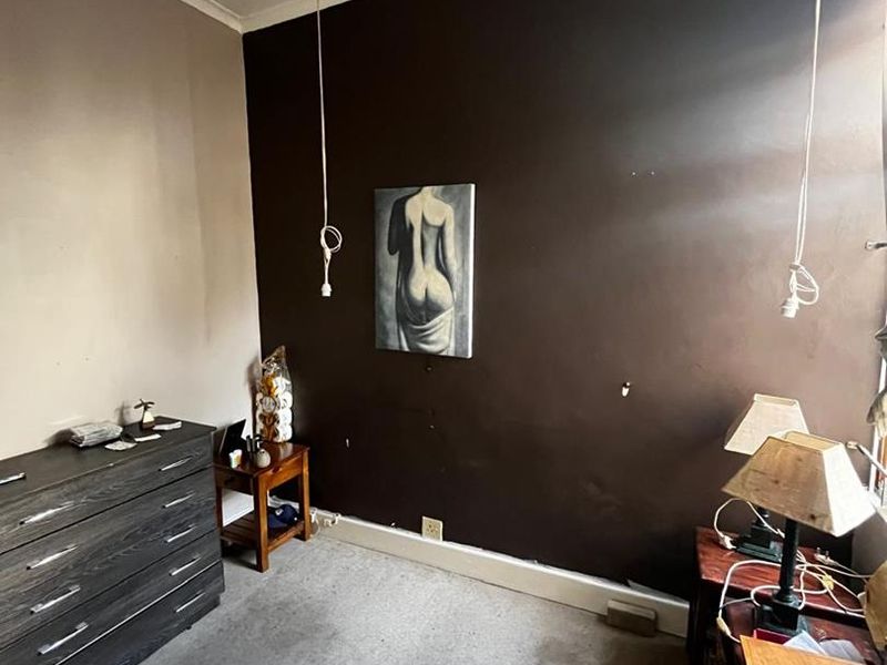 Comfortable & Secure 2 Bedroom Home for Rent - Photo 8