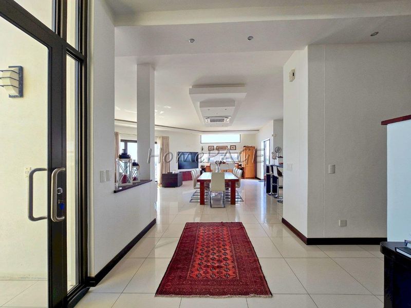 Afrodite Beach, Walvis Bay:  BEAUTIFUL, Magnificent, multi-level 4 Bedroom home is for sale - Photo 9