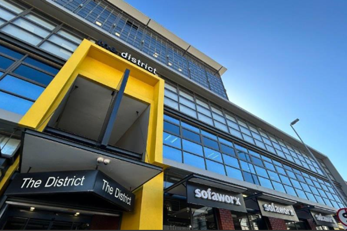 High Visibility, street level and corner retail site in Woodstock - Photo 2