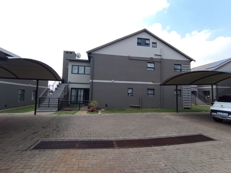 3 Bedroom Townhouse FOR SALE in Norton's Home Estates, Benoni - Photo 6