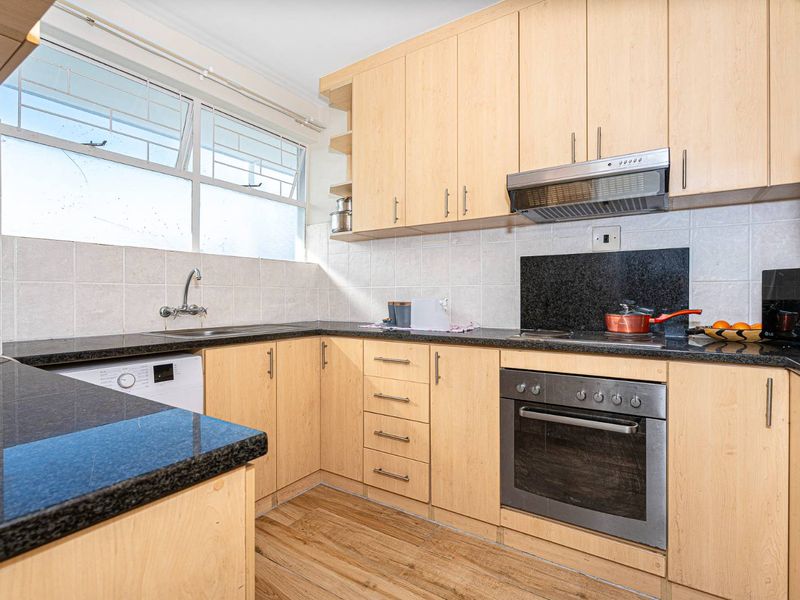 Stunning 2-Bedroom Apartment with Balcony, Stream Views & Mountain Backdrop - Photo 10
