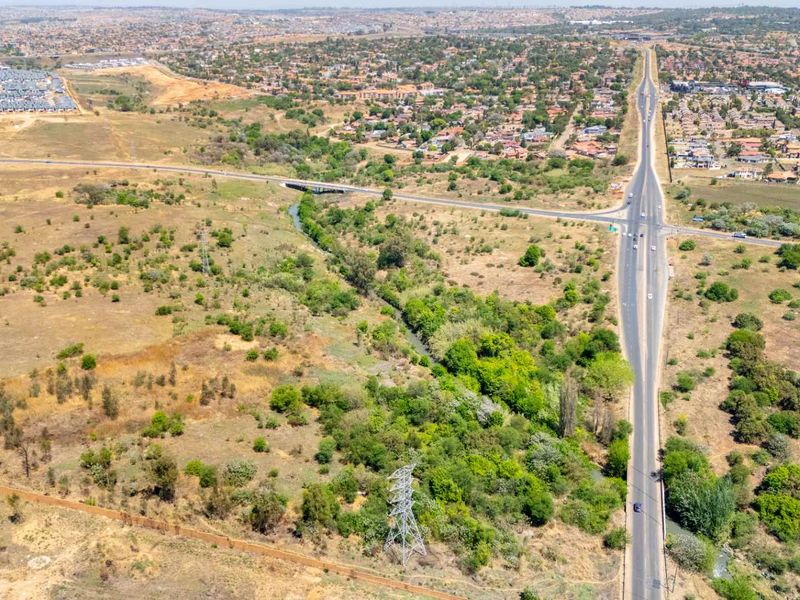 Prime 4.9ha Land on Ruimte Road: Endless Development Opportunities - Photo 2