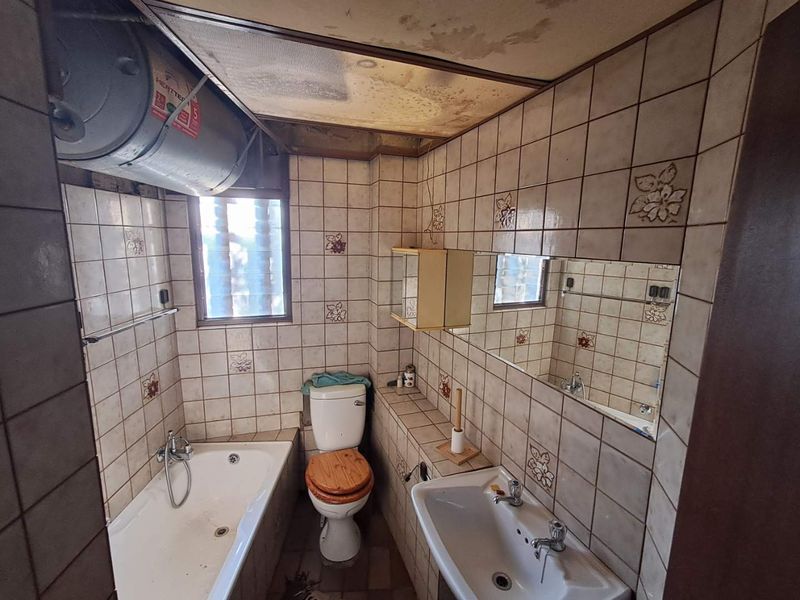 Renovators dream with income from Cellphone tower - Photo 7