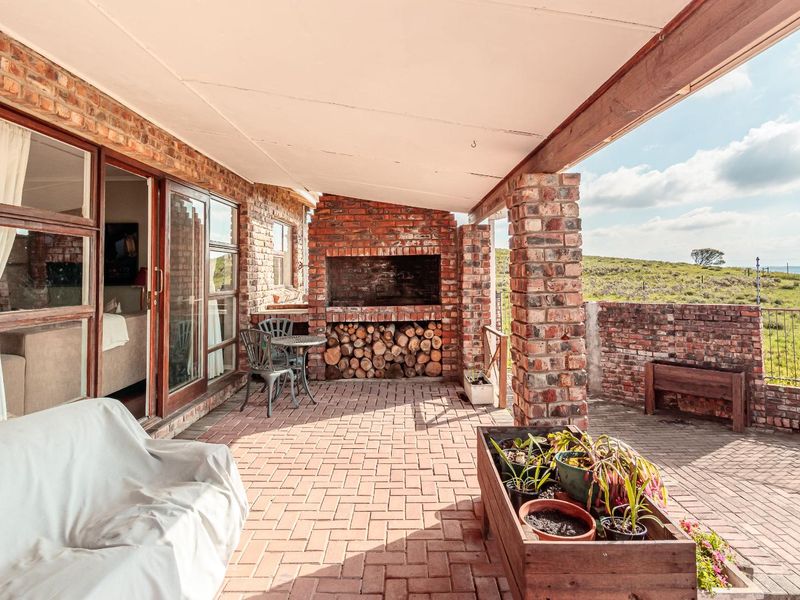 Where Timeless Family Living Meets Uninterrupted Views - Photo 5