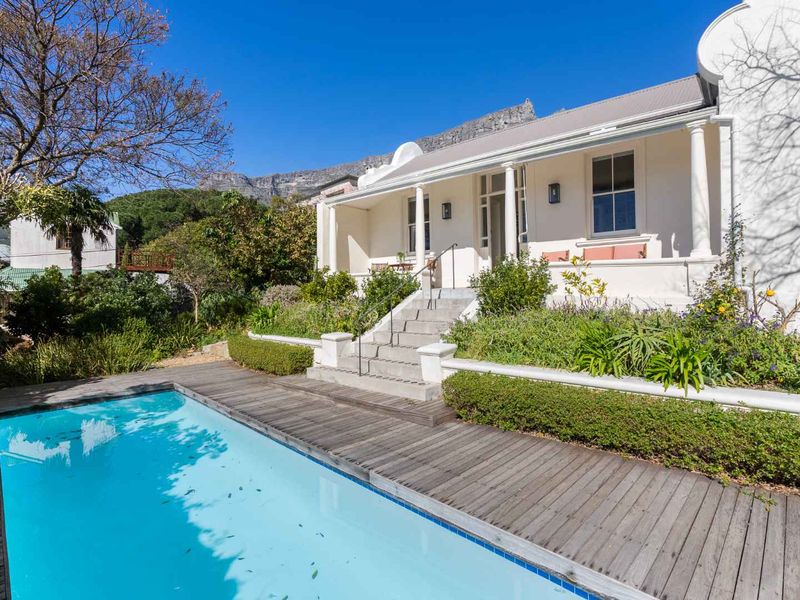 HERITAGE MEETS MODERN LIVING IN HIGGOVALE - Photo 3