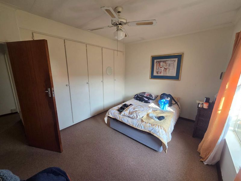 Charming 2-Bedroom Home Perfect for Over-50s in Norton Park - Photo 3