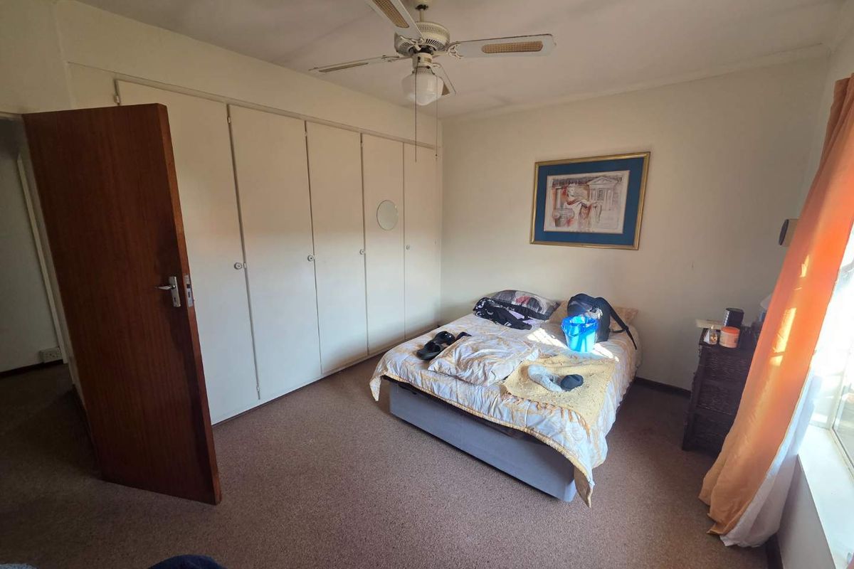 Charming 2-Bedroom Home Perfect for Over-50s in Norton Park - Photo 3