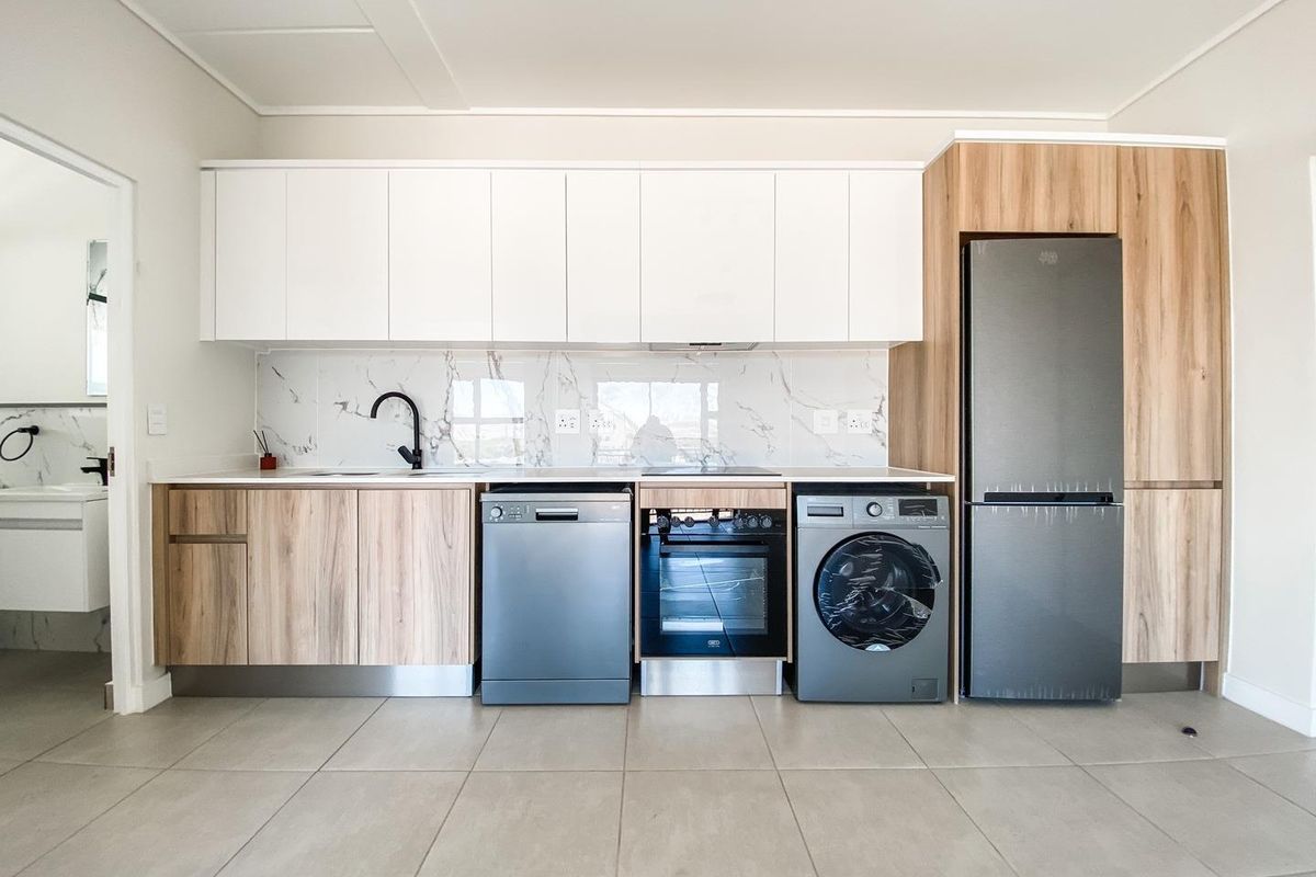 1 Bedroom Apartment in Fynbos Estate - Photo 4