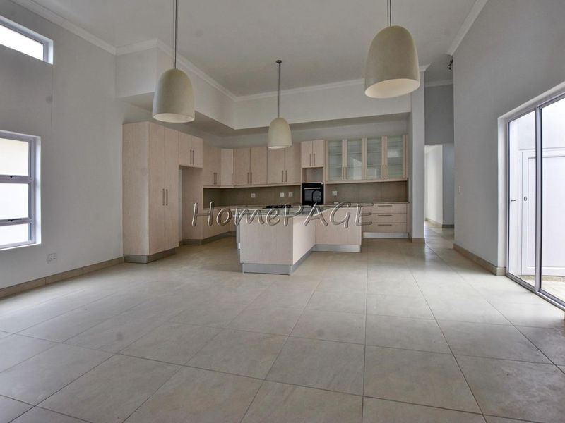 Waterfront, Swakopmund:  Brand new 5 Bedr Home is for Sale - Photo 10