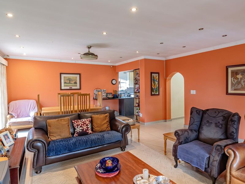 Charming Family Home with Income Generating Opportunities - Photo 10