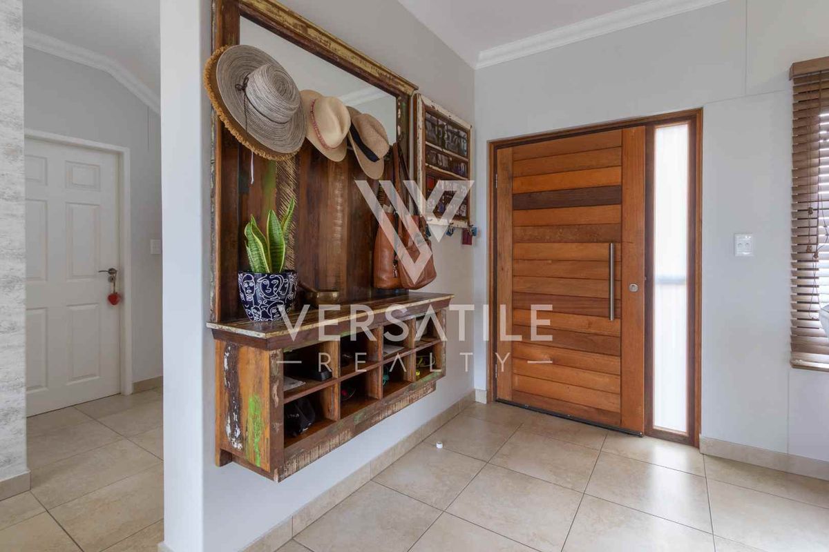Townhouse For Sale - Photo 4