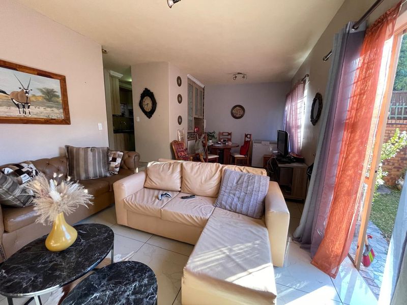 2 Bedroom townhouse in Pretoria Silverton - Weavindpark - Photo 8