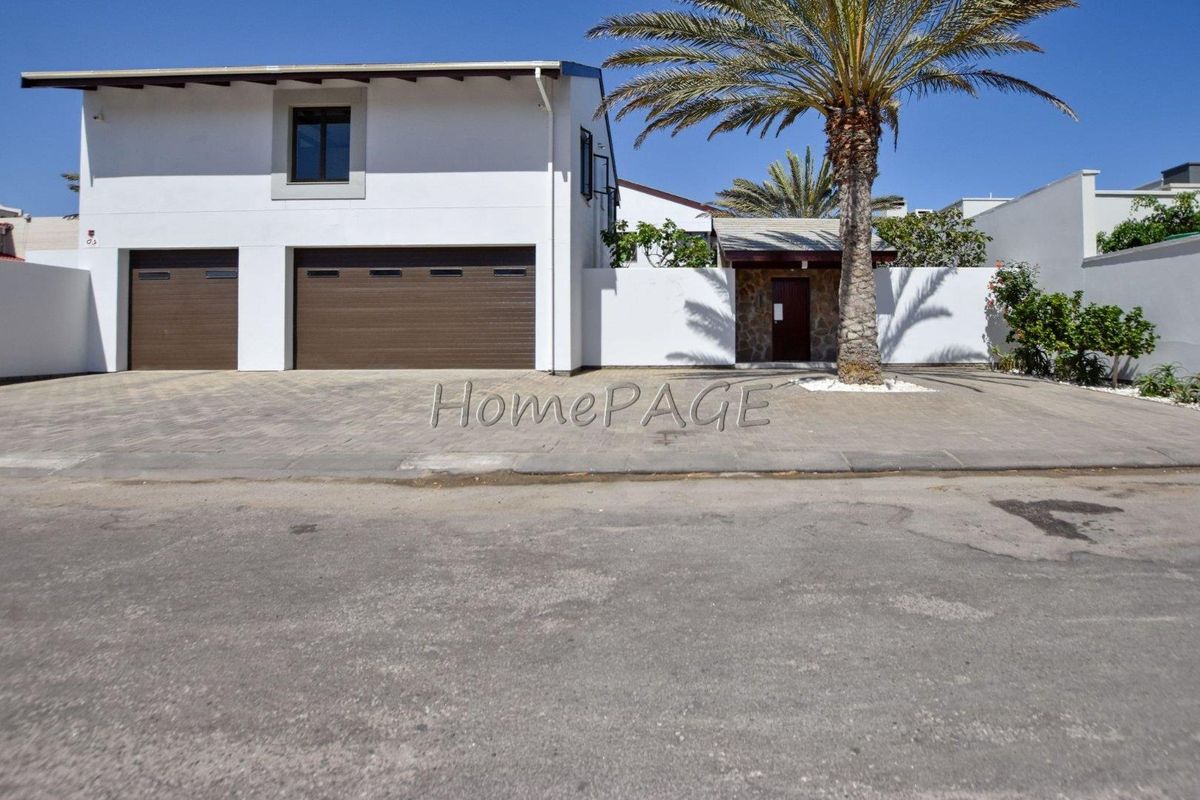 Kramersdorf:  Riverside Avenue Marvel WITH DUNE VIEWS is for Sale - Photo 3