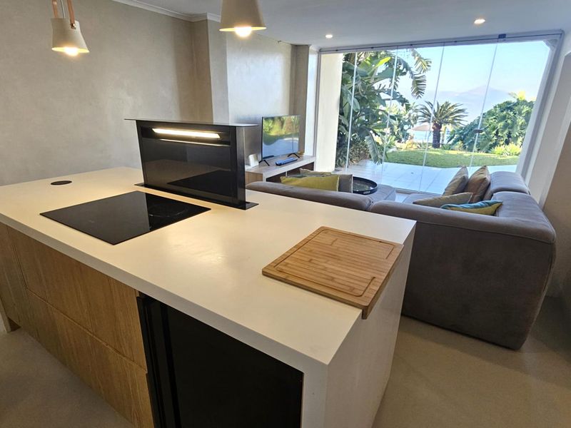 4 Bedroom Executive Apartment in Kosmos - Photo 4