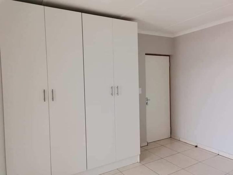 2 Bedroom Townhouse For Sale in Okahandja - Photo 4