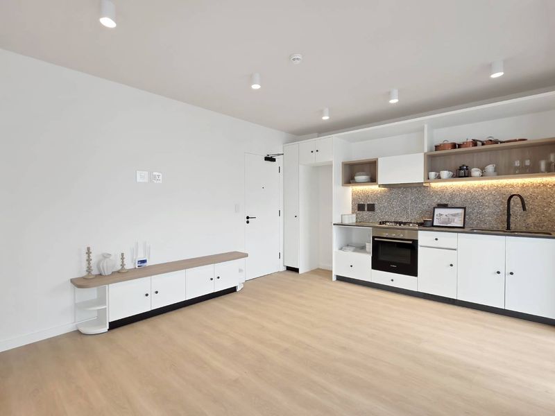 1 Bedroom Apartment in Ten on V - Photo 5