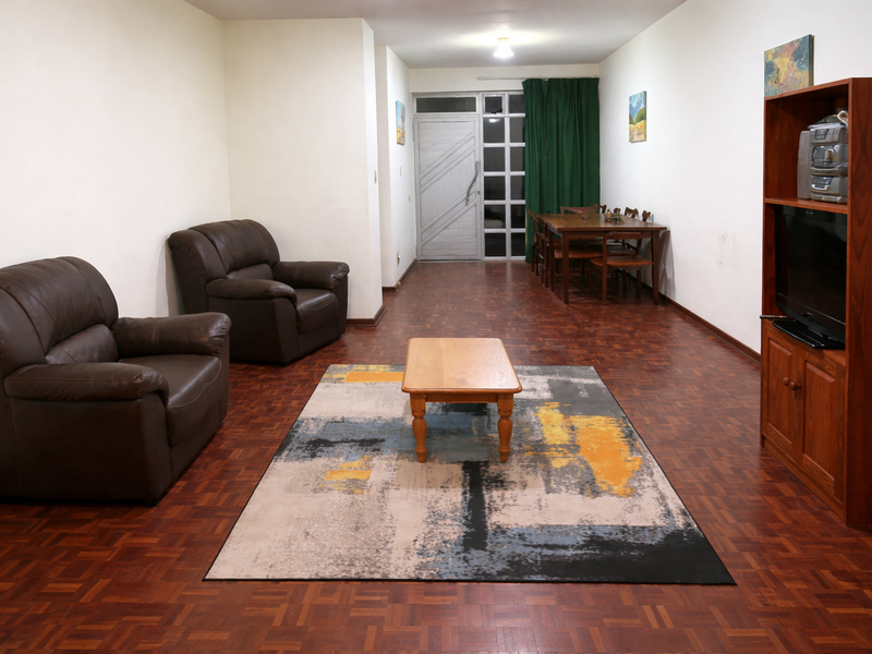 **Charming 5th Floor Apartment in Prime North Beach Location** - Photo 3